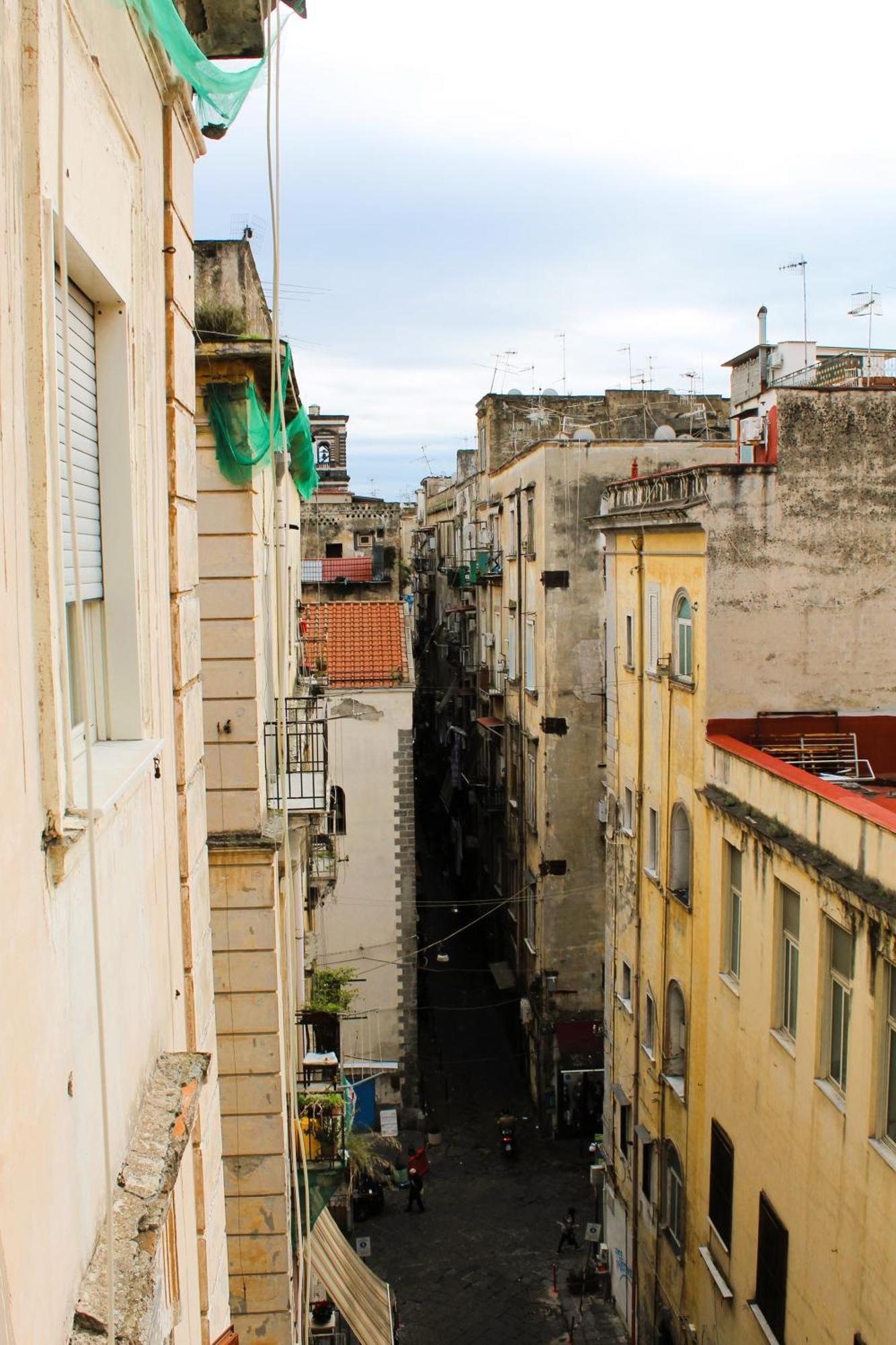 Blackwoody Contemporary Rooms - Napoli Centro Storico Bagian luar foto